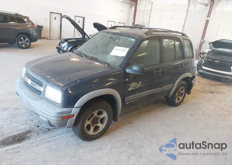 2002 Chevrolet Tracker Hard Top Zr2 из США, поврежденный, VIN 2CNBJ734X26952345